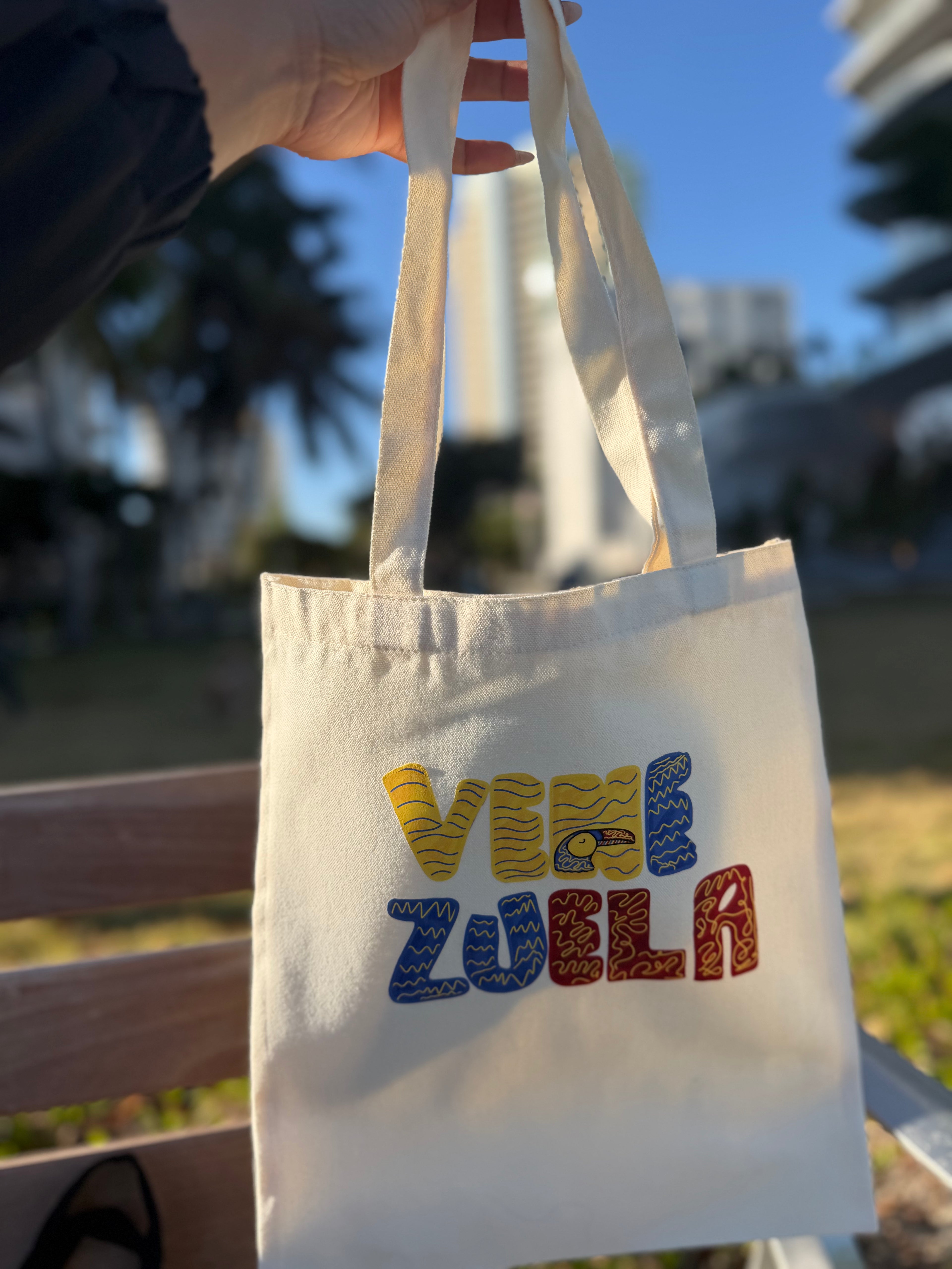 TOTE BAG